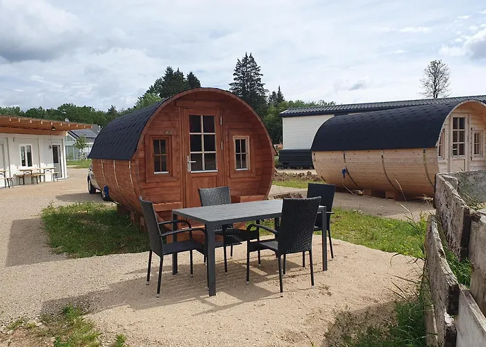 Camping Clamping Schlaffaesser Im Wolfsschlucht Eifel Prüm